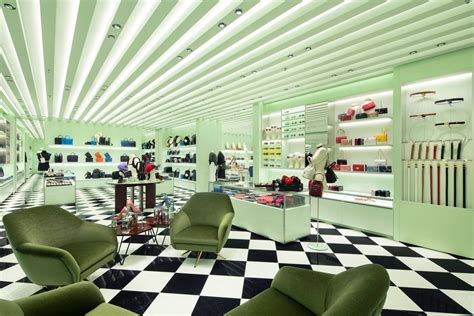 prada boutique.